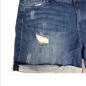 Katy Denim Shorts NWT SIZE 22